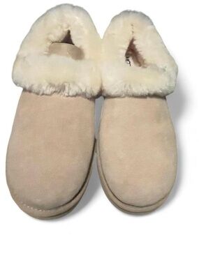 UGG Nita Bootie Slippers In Sand Colorway